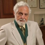 Carl Djerassi with the 2004 American Institute of Chemists gold medal